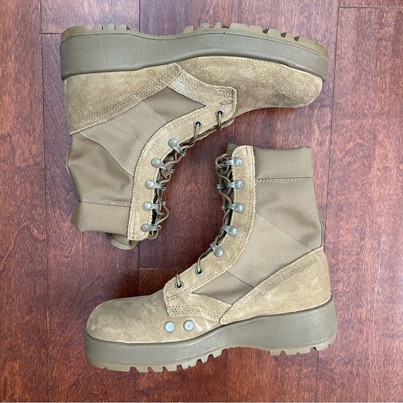 Hot Weather Army Combat Boots in the Color Coyote, Made in the USA, Size 8.5 - Picture 1 of 16